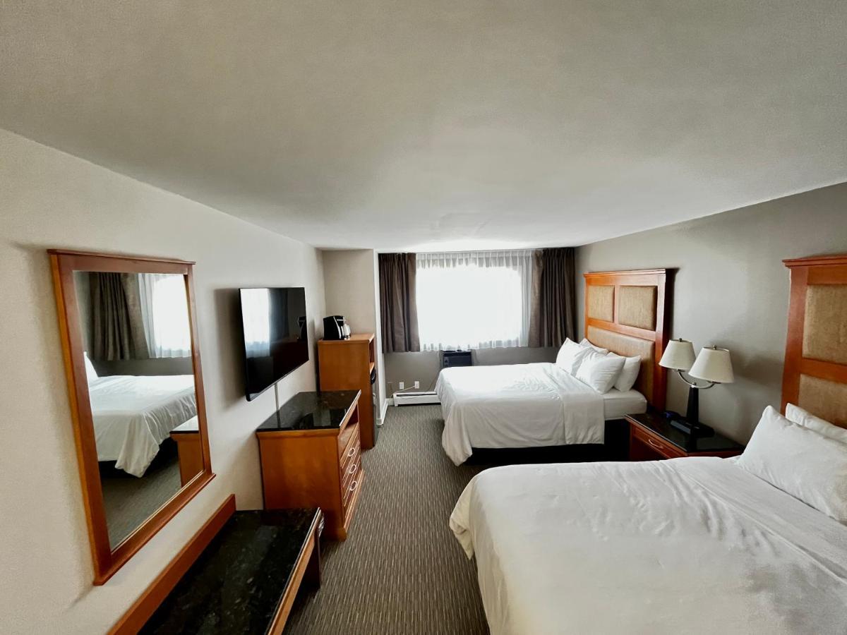 Anavada Inn & Suites - Принс-Джордж Экстерьер фото