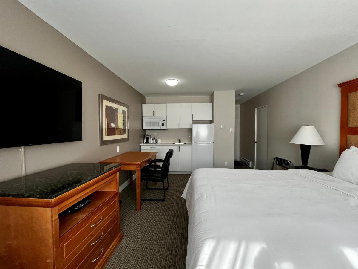 Anavada Inn & Suites - Принс-Джордж Экстерьер фото