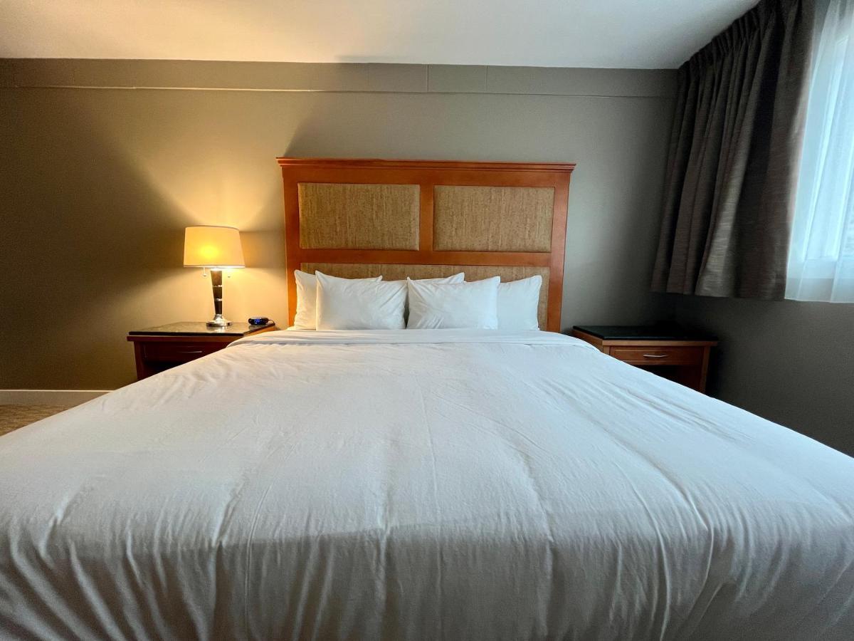 Anavada Inn & Suites - Принс-Джордж Экстерьер фото